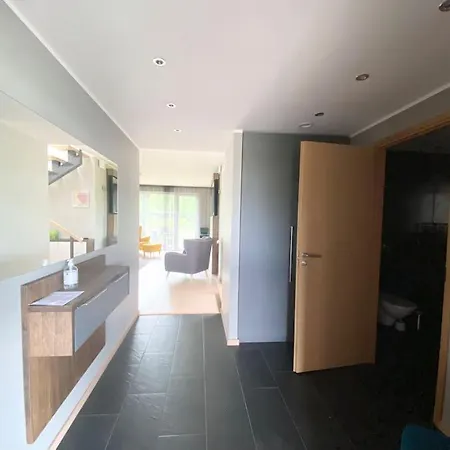 A Cozy Retreat - Sauna & Garden - 3bdr בית נופש